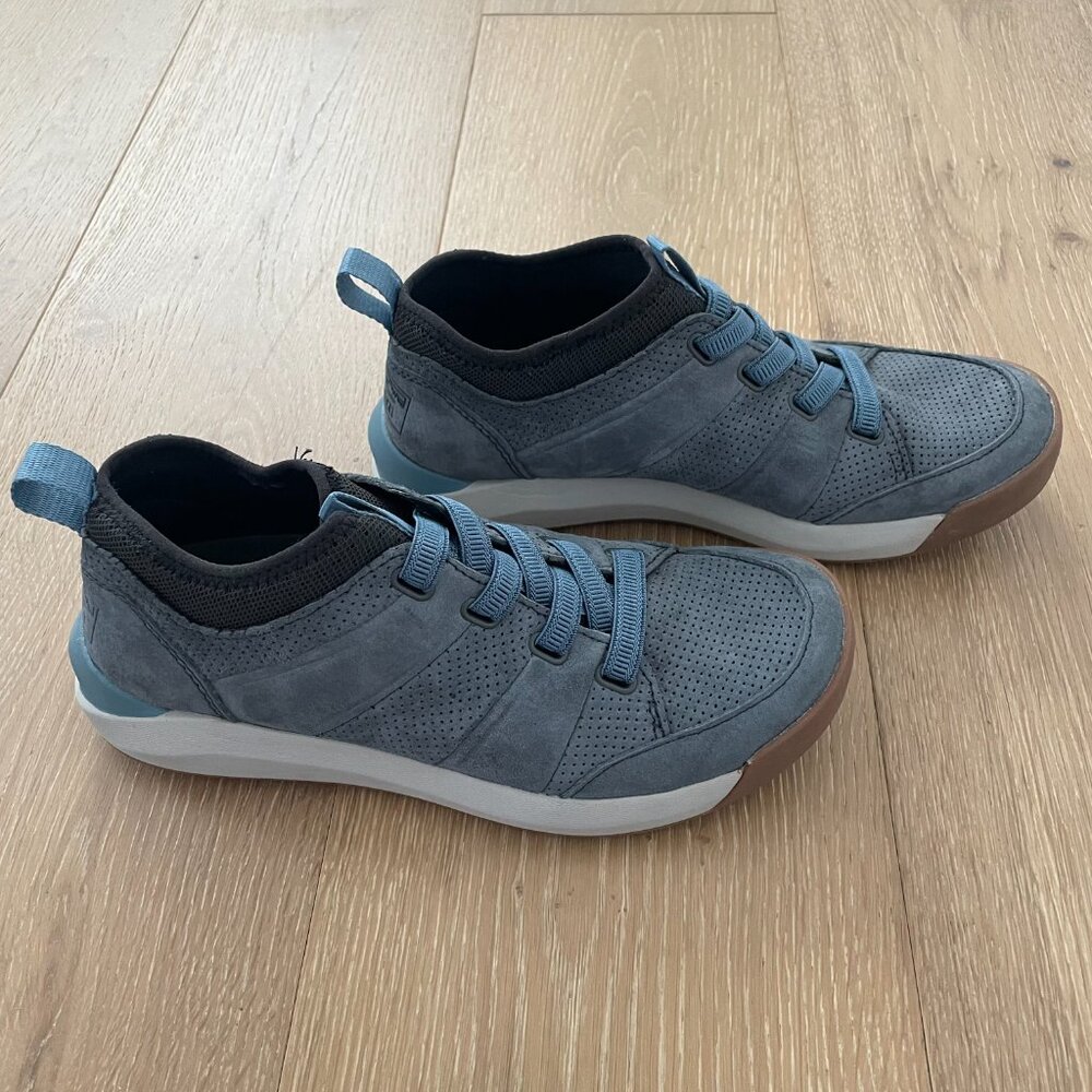 L.L. Bean Shoes Women 7.5 Hiking Blue Vista Slip On Hikers Low Soft Navy 508519 - Picture 3 of 12
